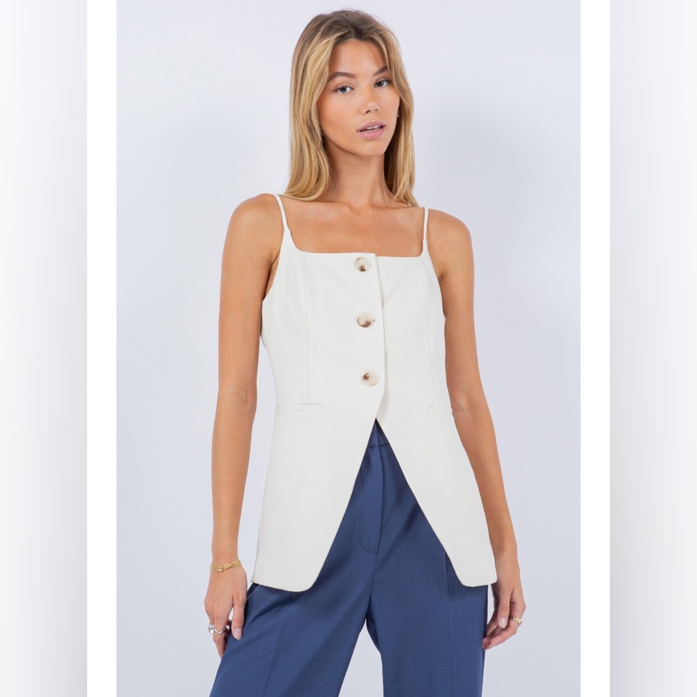 Button Down Open Front Sleeveless Top in Ivory NWT